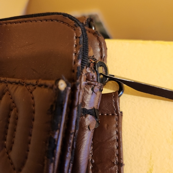 Matt and Natt cross body brown embossed purse. - Picture 4 of 7